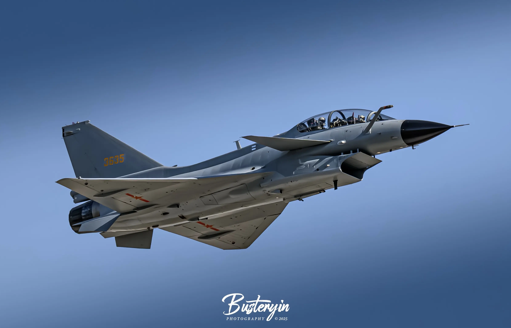 歼-10 猛龙 战斗机